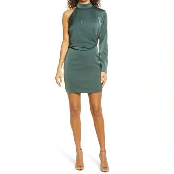 Lavish Alice Dresses & Skirts - NWT LAVISH ALICE High Neck One-shoulder Cocktail Dress In Deep Pine Green